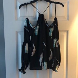 Cute off the shoulder top (size Small)